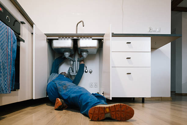 Professional Leak Detection technician working in Luxor, PA